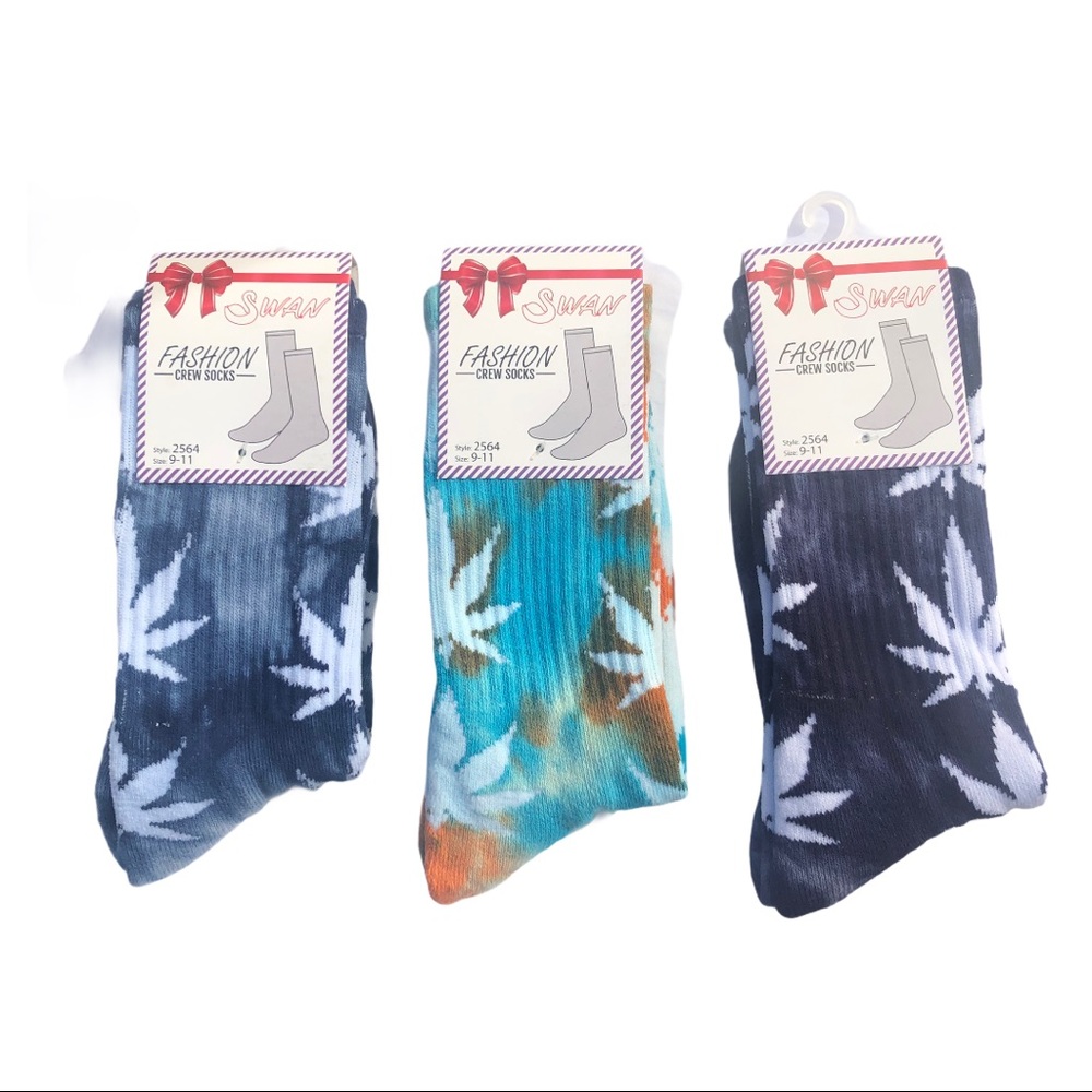 Weed Tie Dye Crew Socks 3 Pack Marijuana Leaf NEW